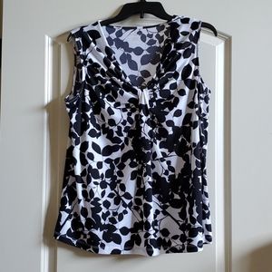 NWOT Worthington floral blouse